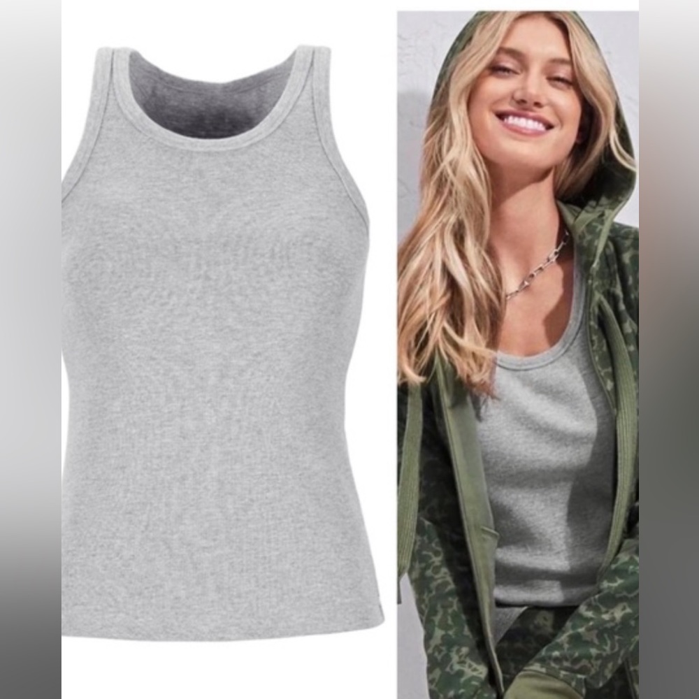 Sold. | Cabi 4382 Women’s Paragon Tank - Picture 4 of 11